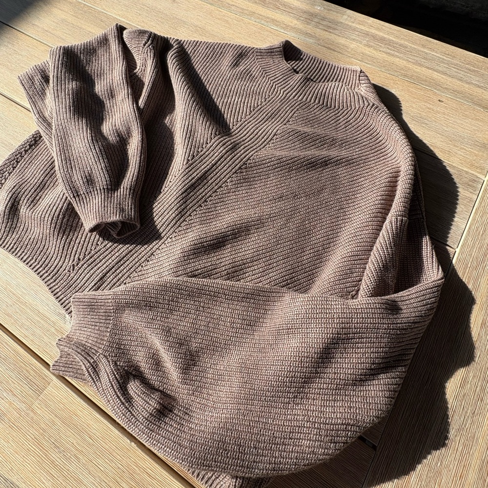Le Ore Lodi Pointelle Knit Pullover Sweater (Walnut - Brown/Purple color)